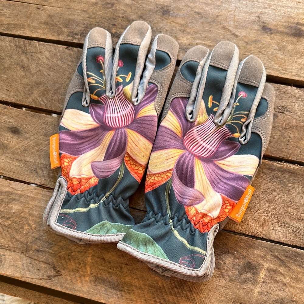 Burgeon & Ball gardening gloves